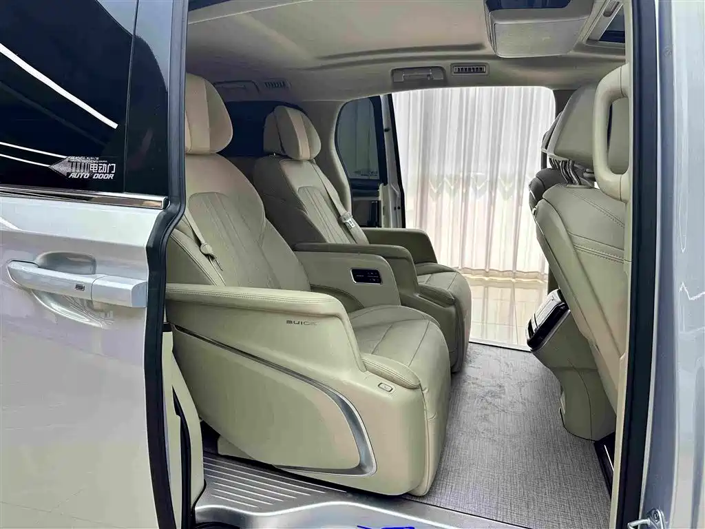 Buick GL8 Hybrid — миниатюра 12