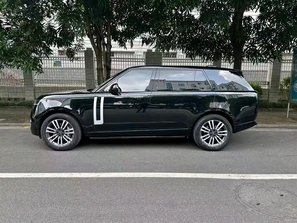 Land Rover Range Rover — миниатюра 3