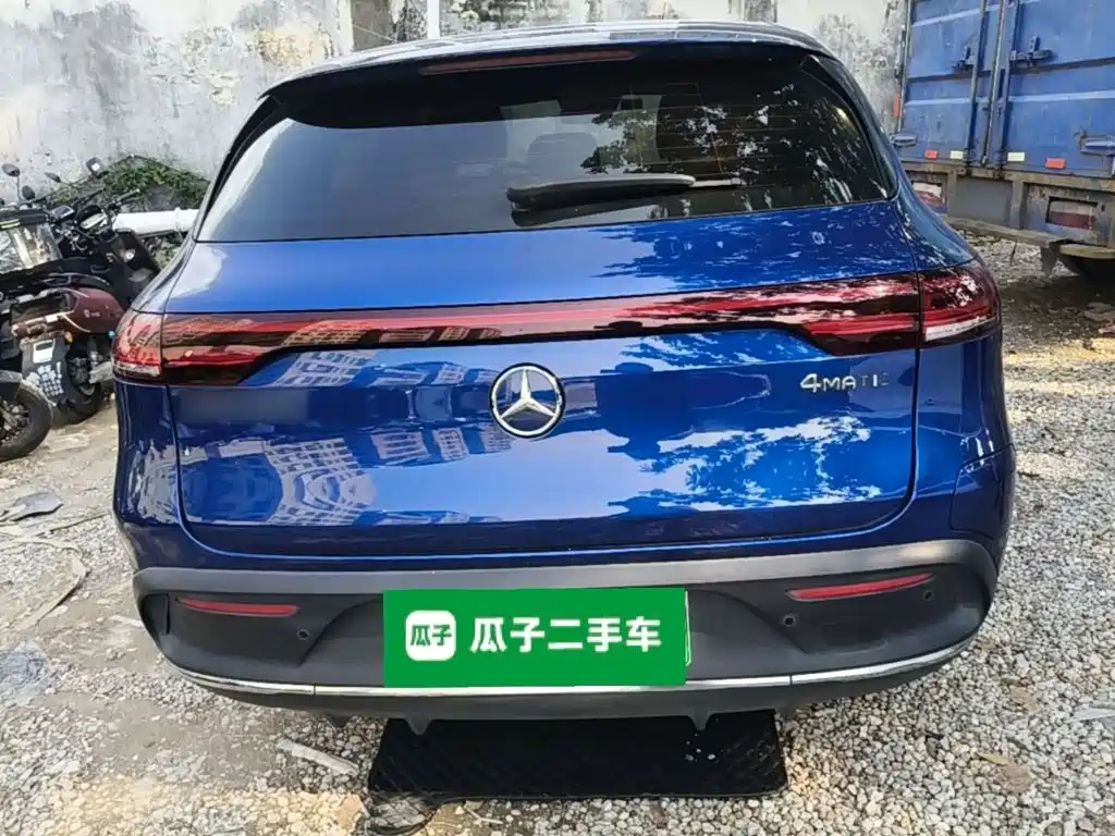 Mercedes-Benz EQC — миниатюра 6
