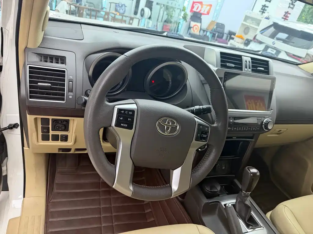 Toyota Prado — миниатюра 2