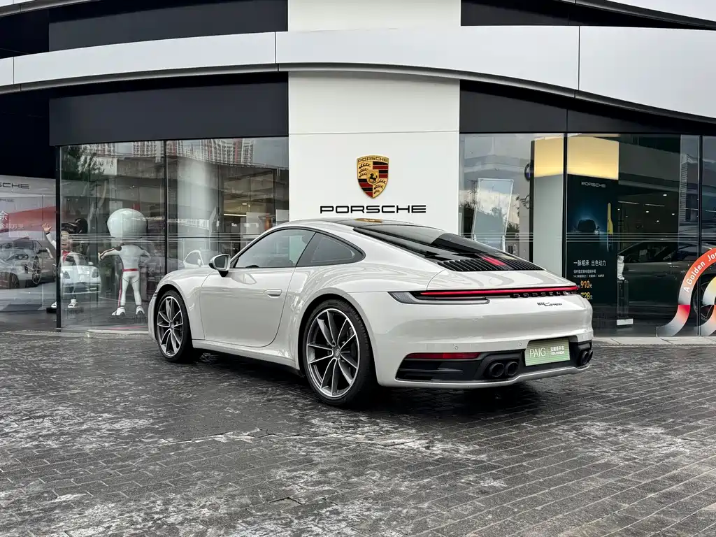 Porsche 911 2023 Carrera 3.0T