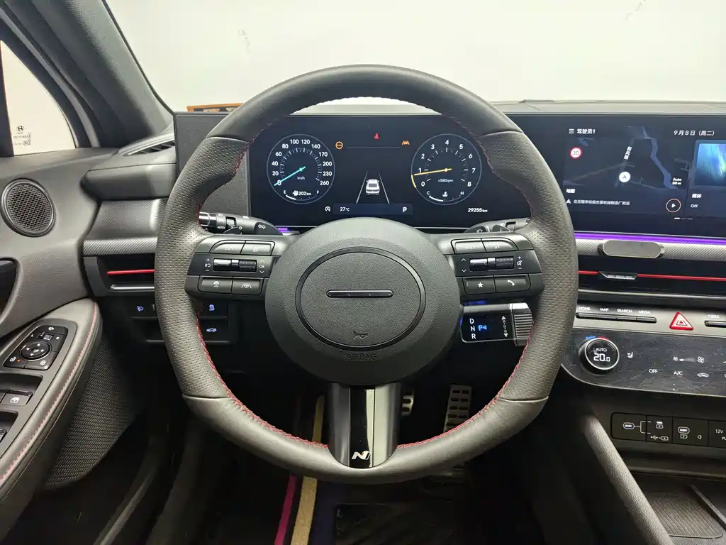 Hyundai Sonata — миниатюра 7