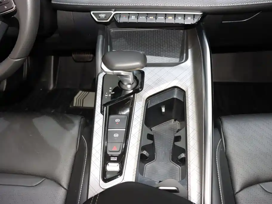 Geely Xingrui — миниатюра 15