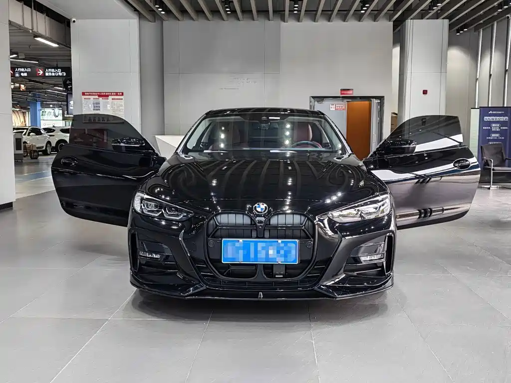 BMW 4 Series — миниатюра 4