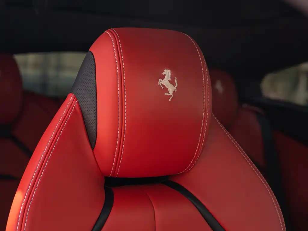 Ferrari GTC4Lusso — миниатюра 18