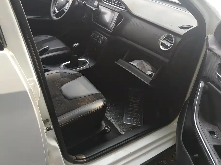 Chery Tiggo 3x — миниатюра 8