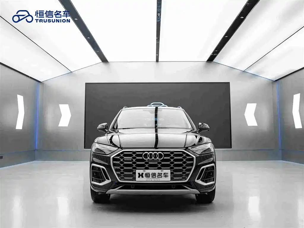 Audi Q5L — миниатюра 2