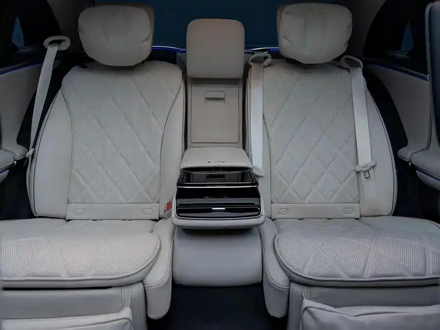 Mercedes-Benz S-Class — миниатюра 6