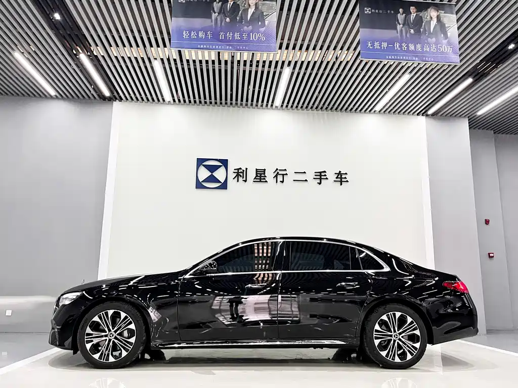 Mercedes-Benz E-Class — миниатюра 2