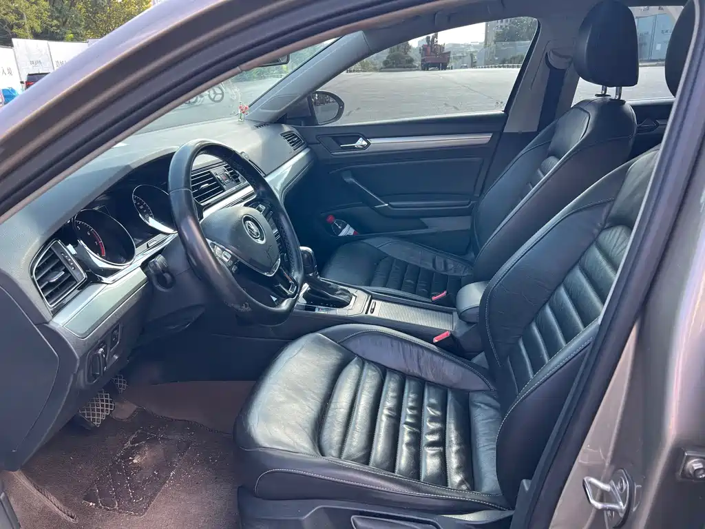Volkswagen Lamando — миниатюра 4