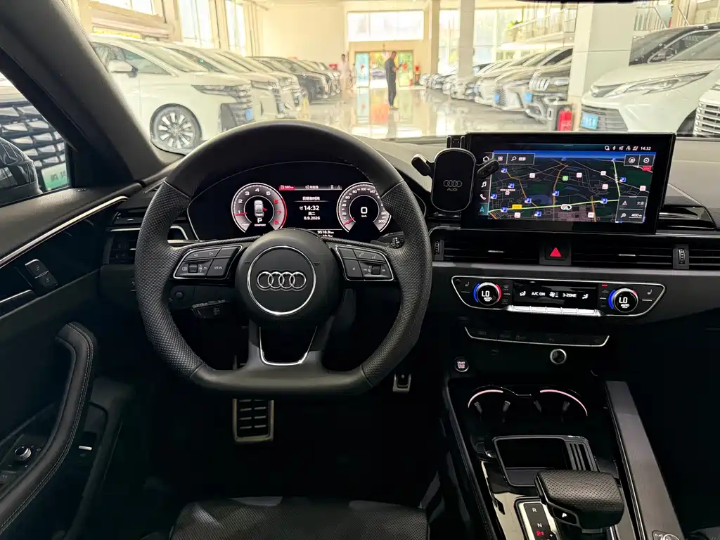 Audi A4L — миниатюра 12