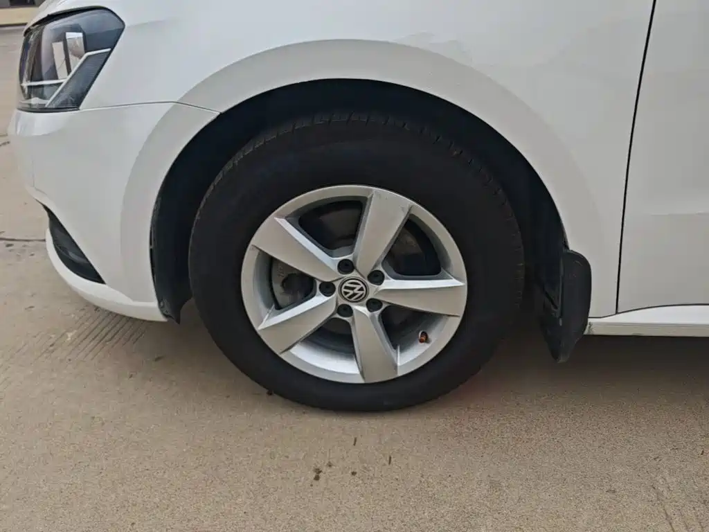 Volkswagen Lavida — миниатюра 25