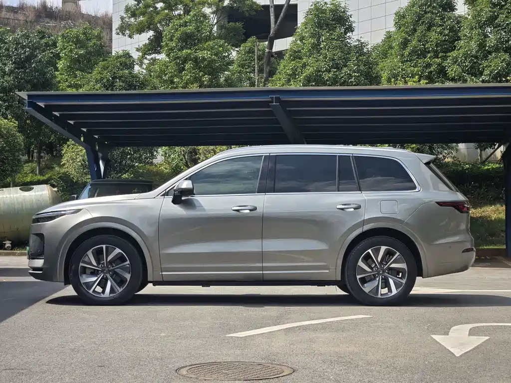 Li Auto Li ONE — миниатюра 4