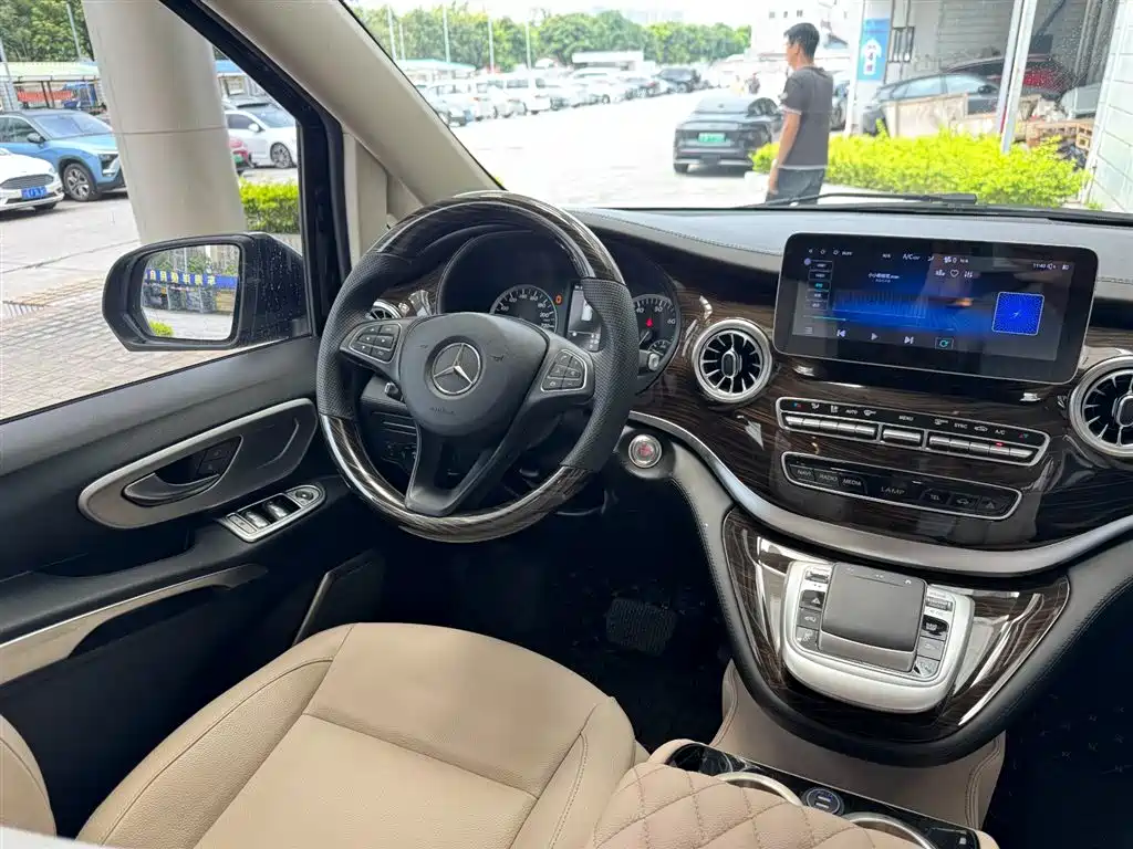 Mercedes-Benz Vito 2018 2.0T Elite 7 мест VI