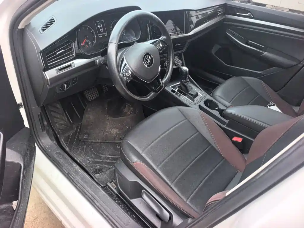 Volkswagen Bora — миниатюра 12