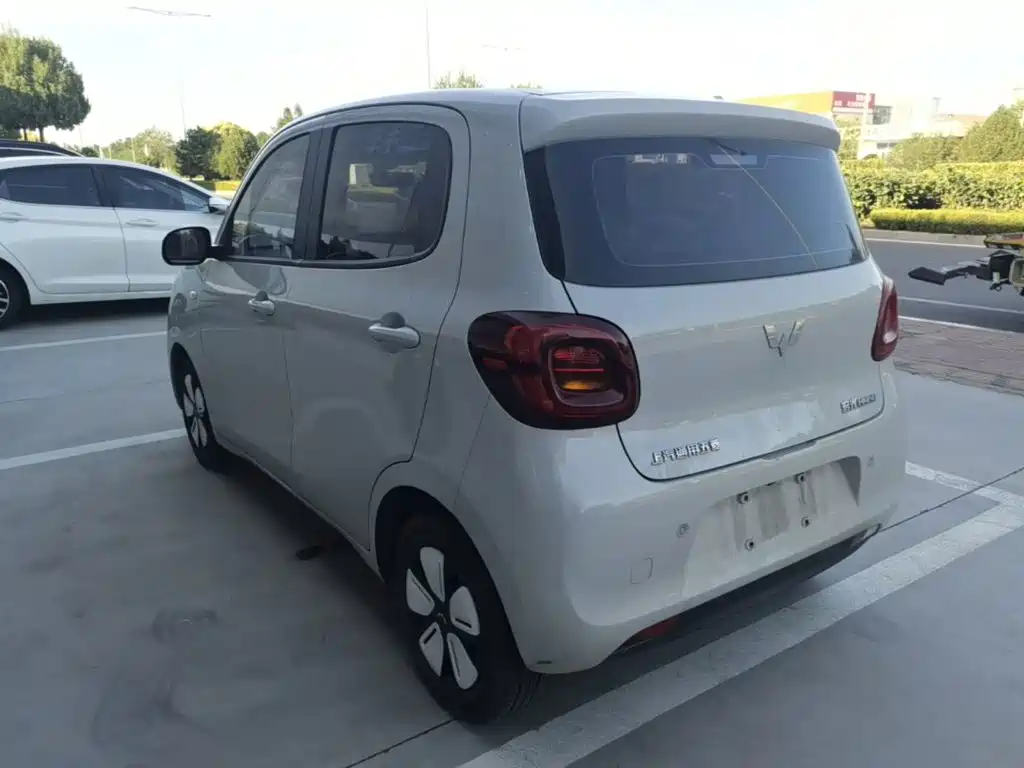 Wuling MINIEV — миниатюра 5
