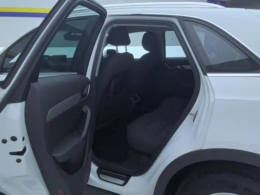Audi Q3 — миниатюра 11