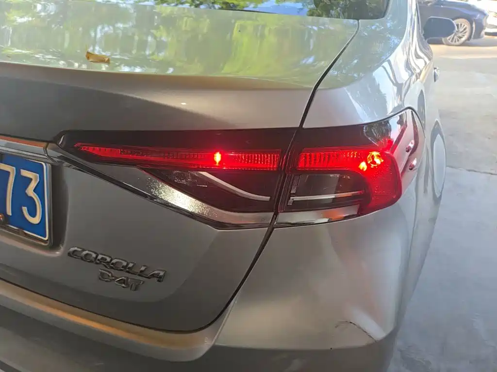 Toyota Corolla — миниатюра 8
