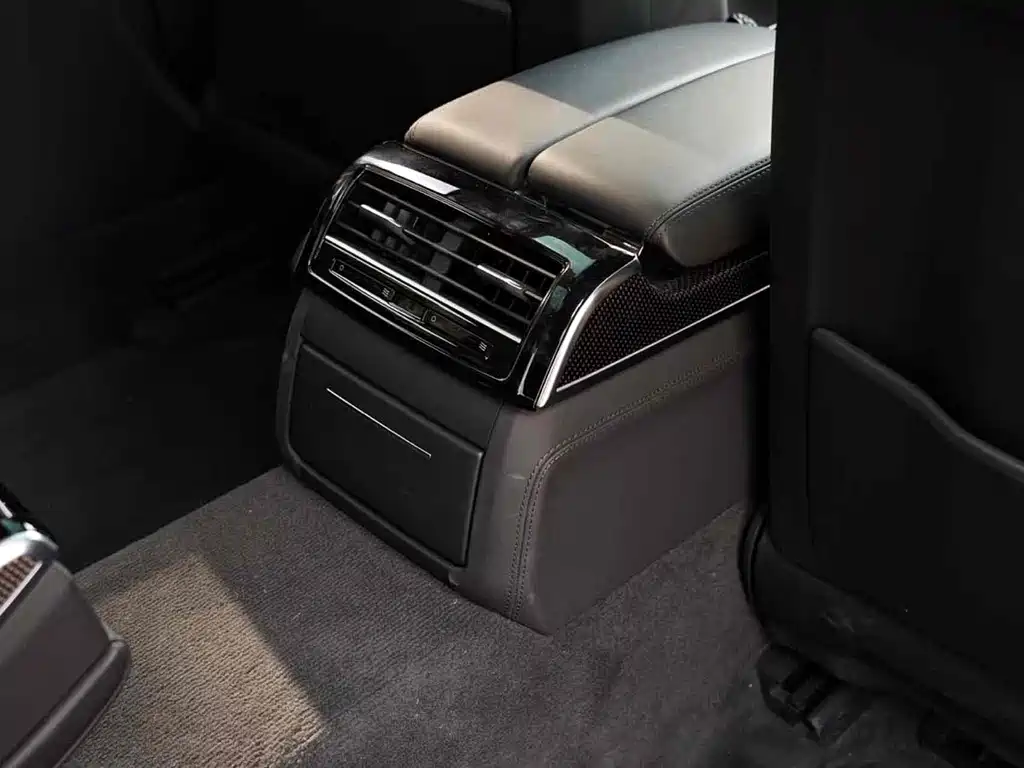Audi S8 — миниатюра 17