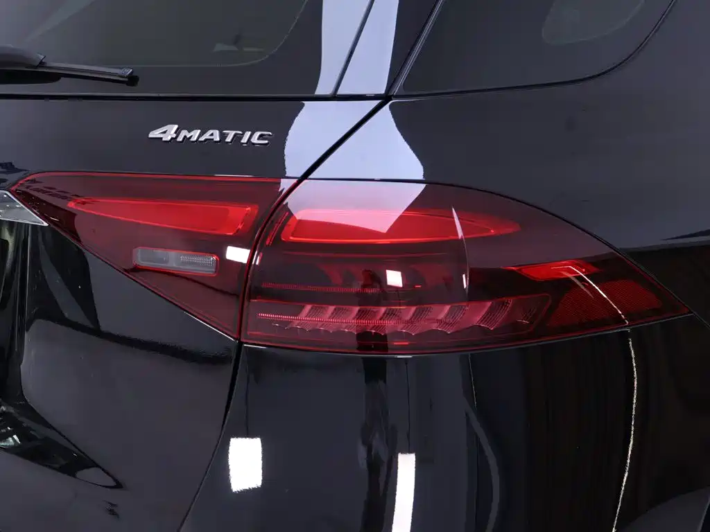 Mercedes-Benz GLE (Import) — миниатюра 9
