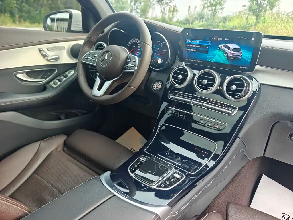 Mercedes-Benz GLC — миниатюра 25