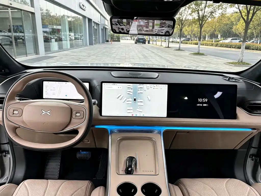 XPeng G9 — миниатюра 7