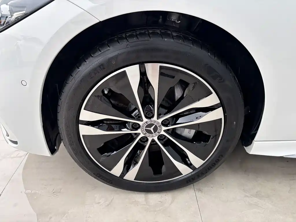 Mercedes-Benz C-Class New Energy — миниатюра 32