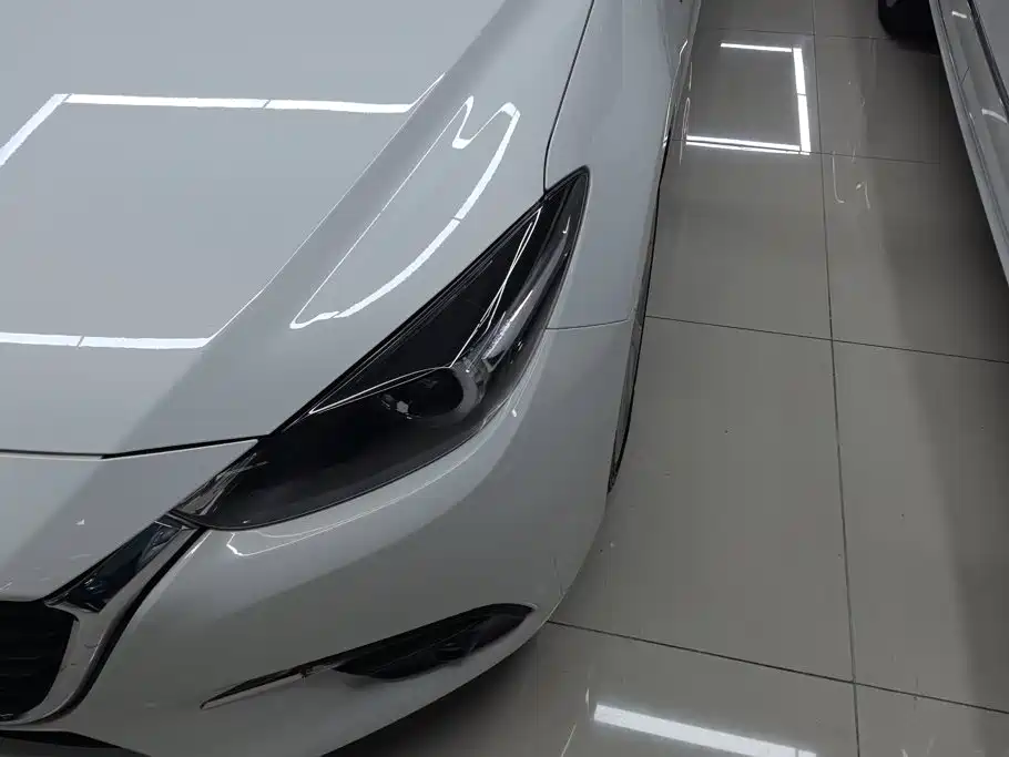 Mazda 3 Axela — миниатюра 5