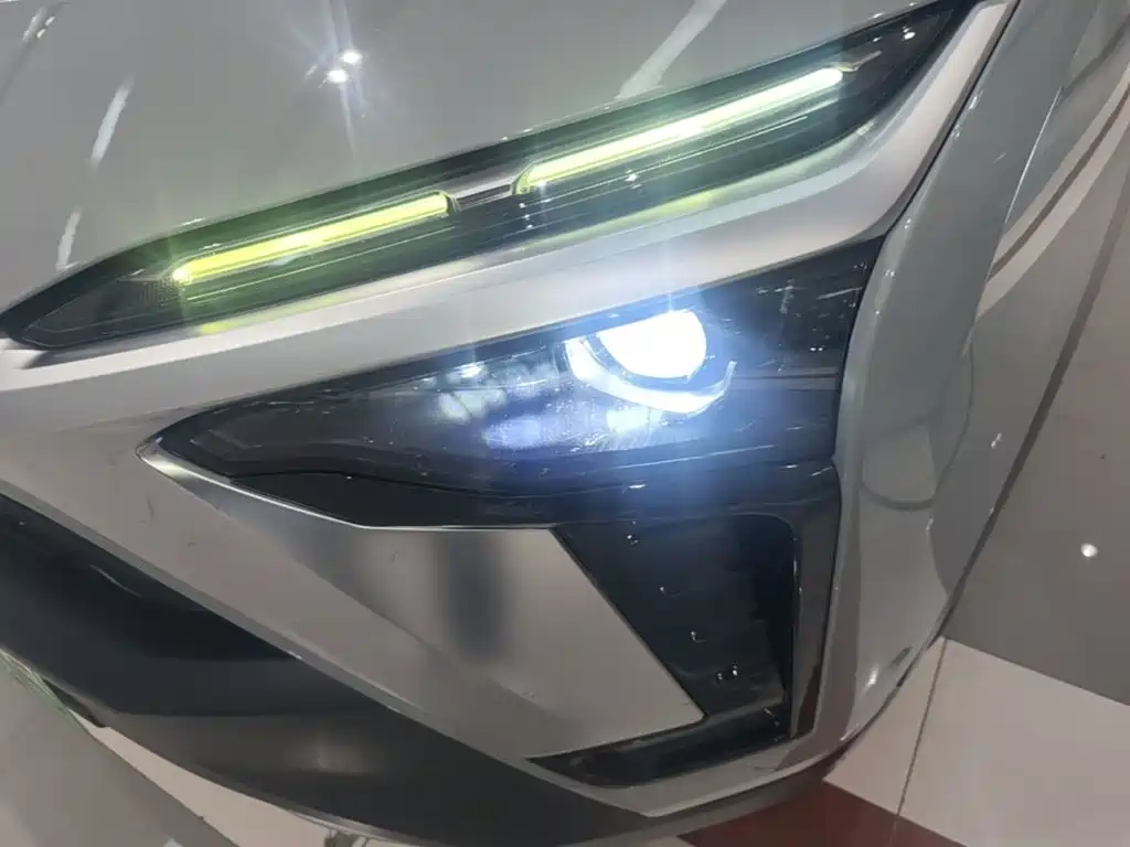 NIO ES8 — миниатюра 24