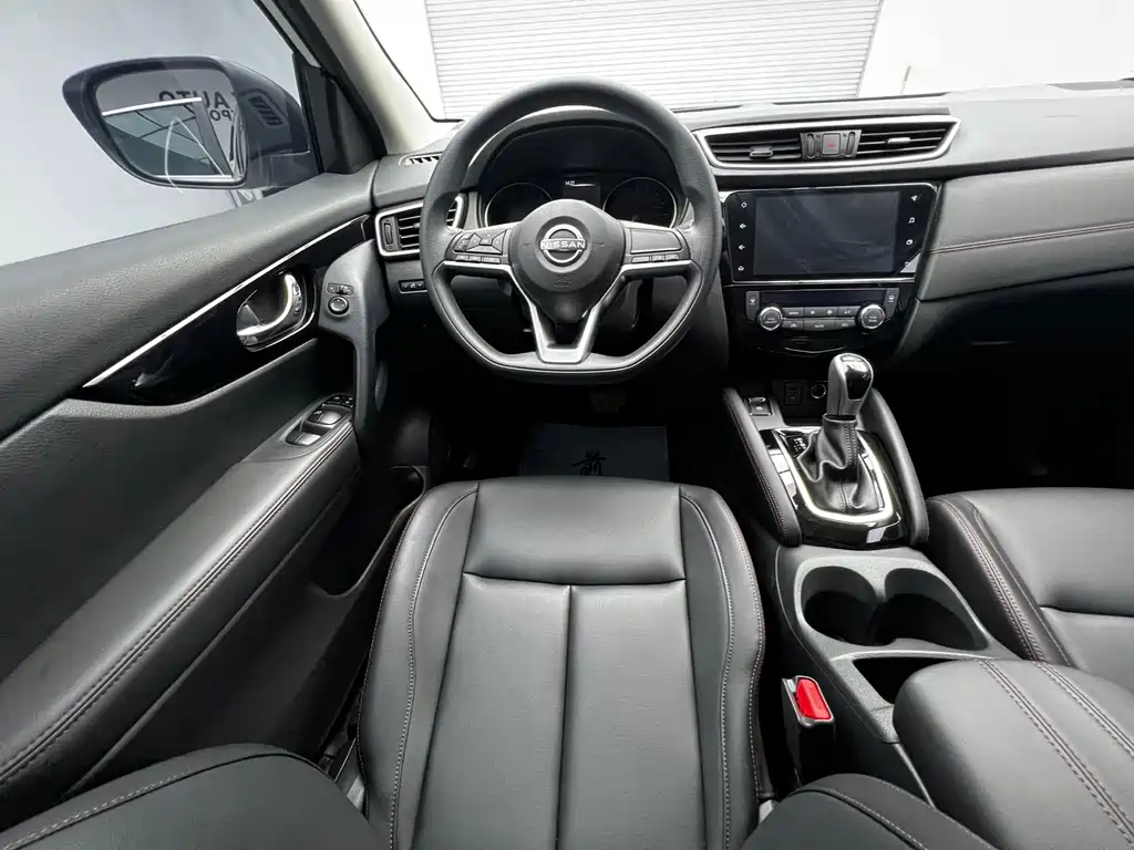 Nissan Qashqai 2023 2.0L CVT XV Comfort