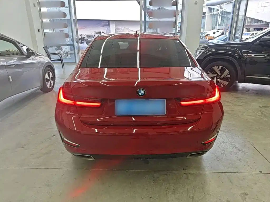 BMW 3 Series — миниатюра 6