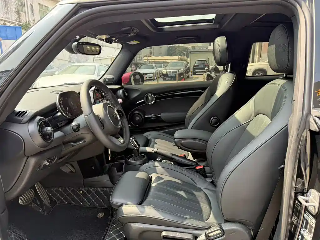 MINI ELECTRIC  COOPER