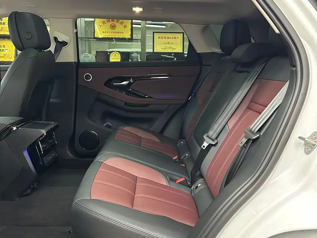 Land Rover Range Rover Evoque 2024 L SE