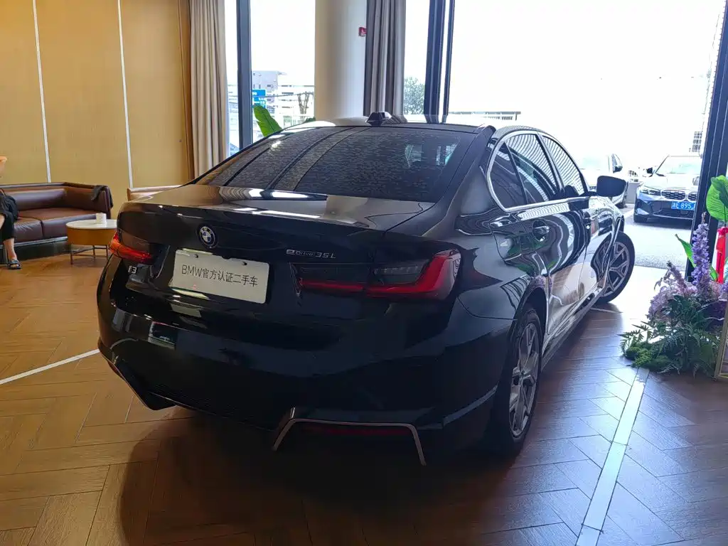 BMW i3 — миниатюра 4