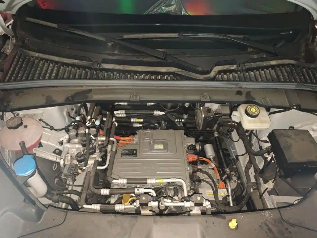 BYD Yuan UP — миниатюра 11