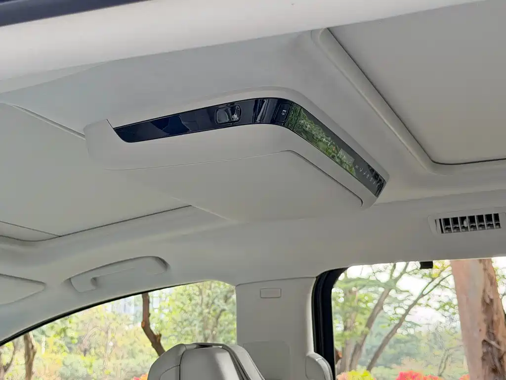 BUICK GL8 NEW ENERGY