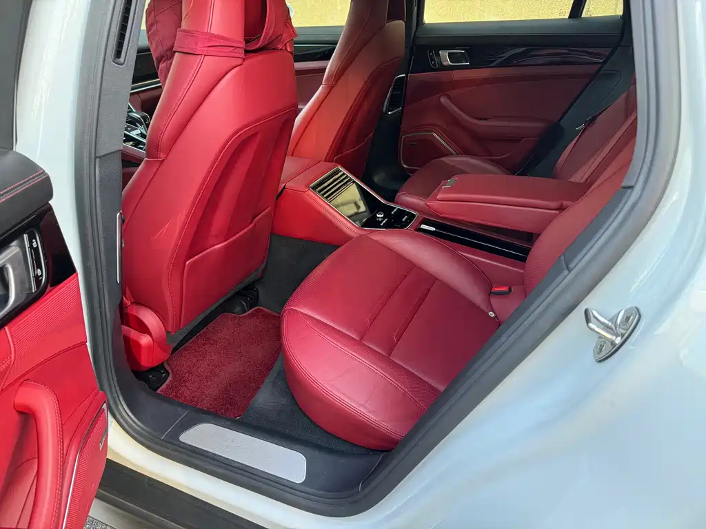 Porsche Panamera — миниатюра 13