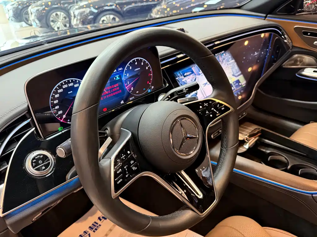Mercedes-Benz E-Class E 2024 E 300 L Luxury