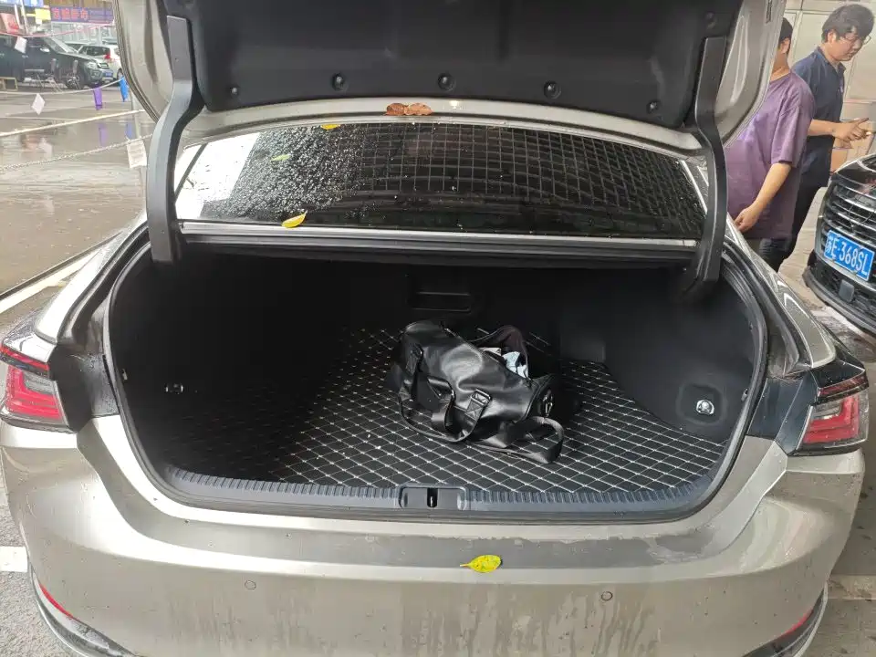 Lexus ES 2025 200 Premium