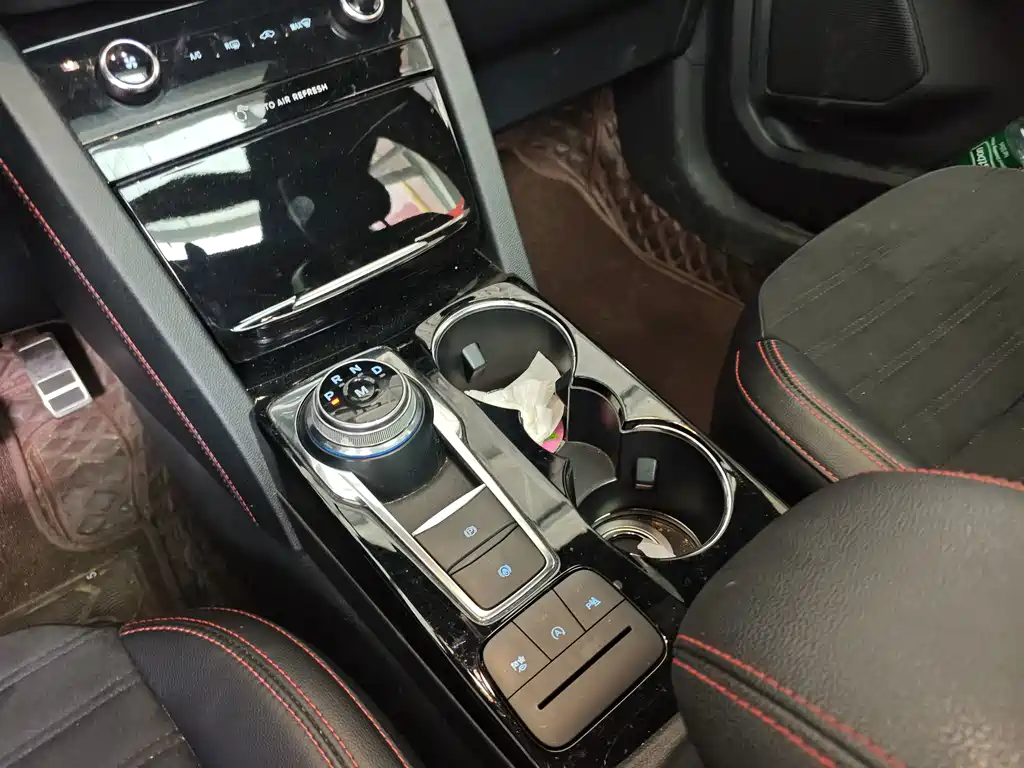 Ford Escape EcoBoost 245 4WD Vertical Enjoy ST-LINE, фото 13