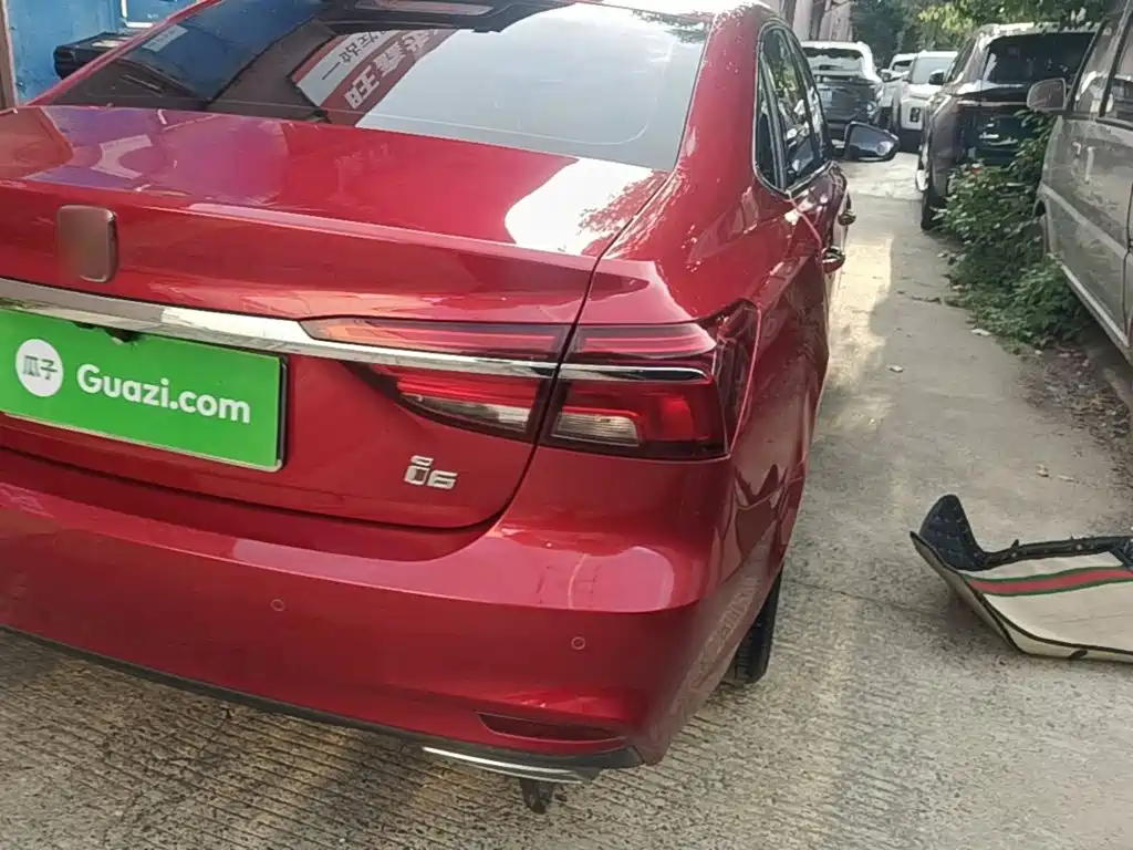 Roewe i6 Classic — миниатюра 8