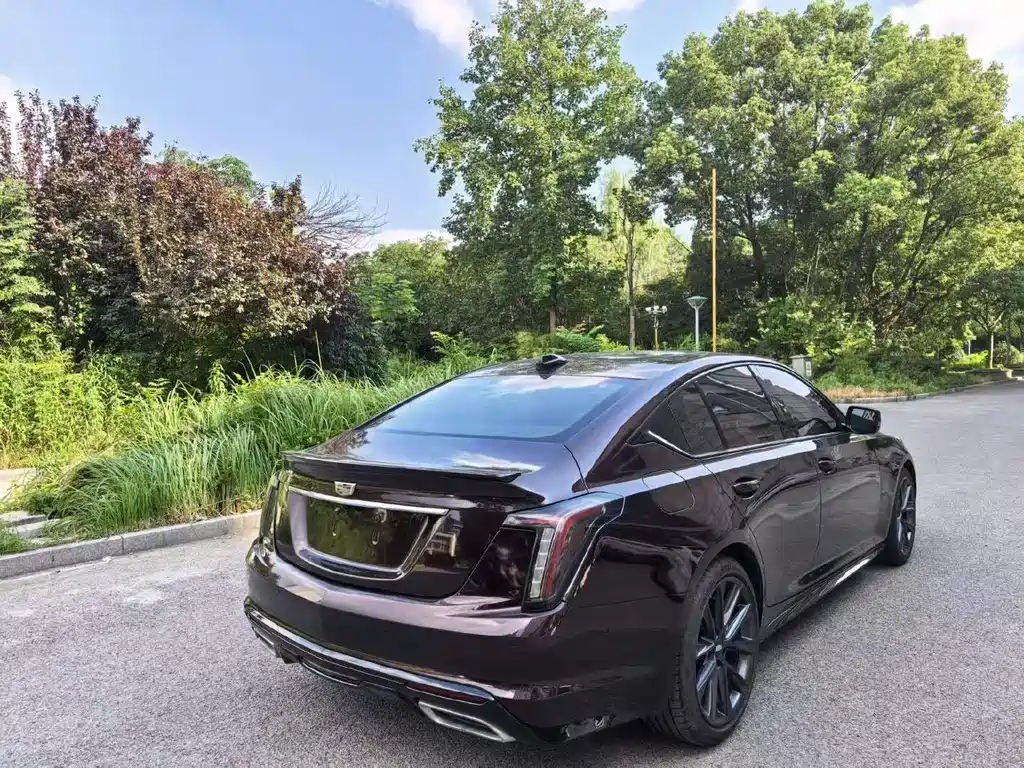 Cadillac CT5 — миниатюра 6