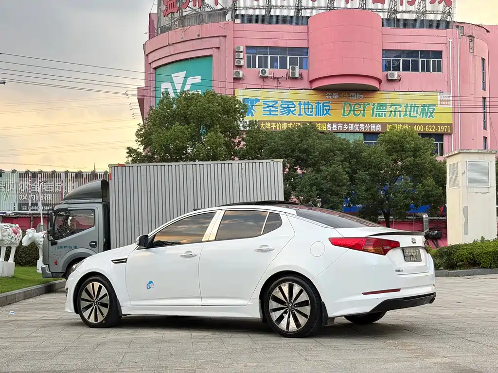 Kia K5 — миниатюра 9