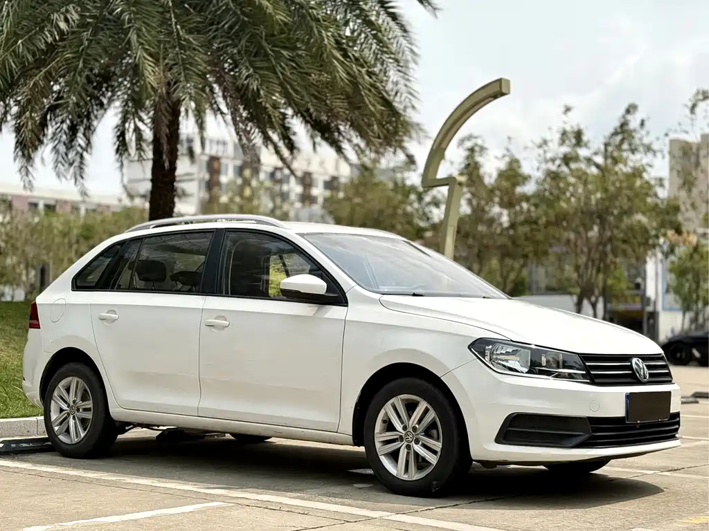 Volkswagen Santana — миниатюра 3