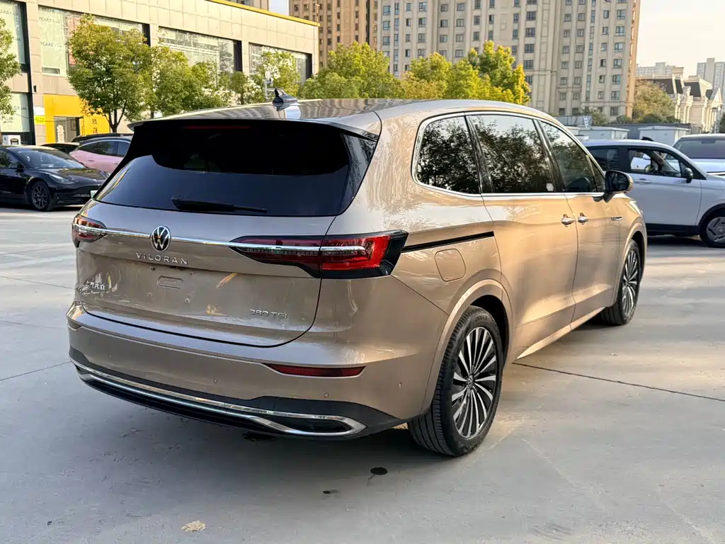Volkswagen Viloran 2022 380TSI Flagship