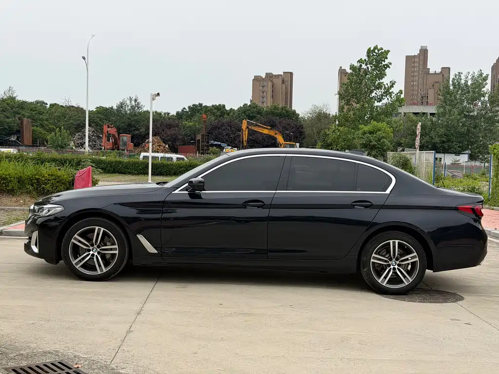 BMW 5 Series 5 2023 530Li Lead Luxury