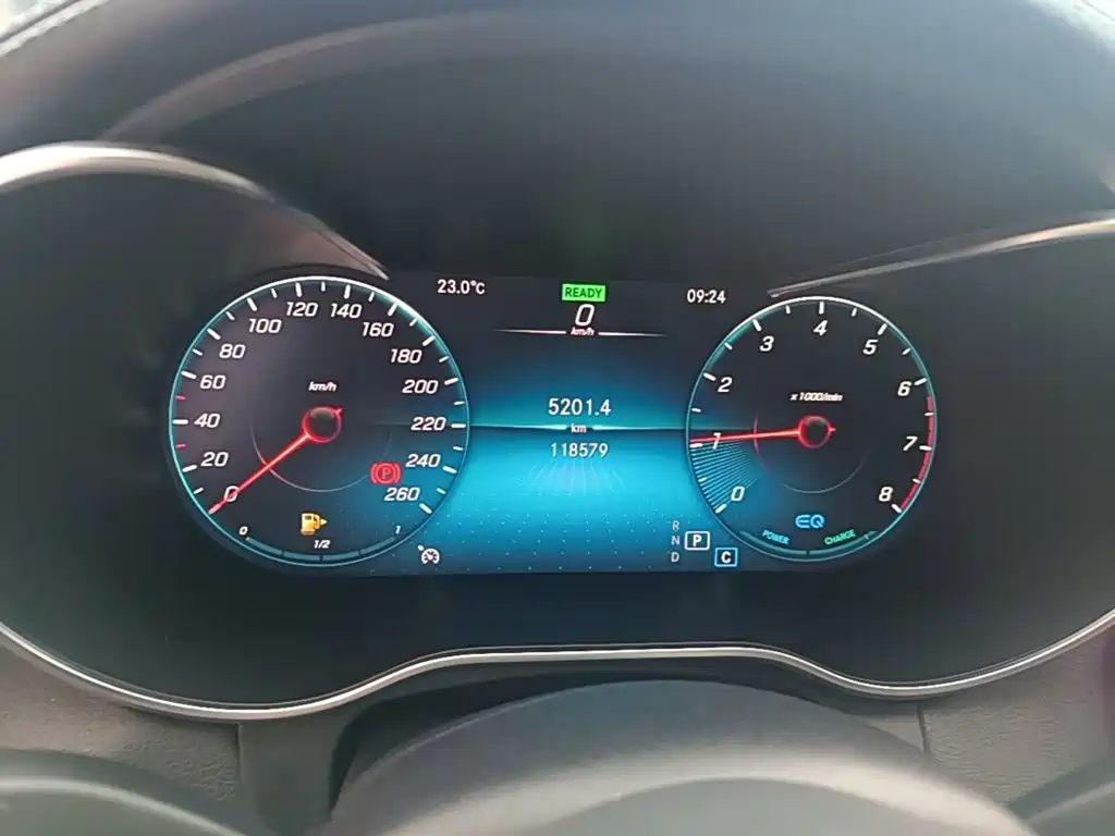 Mercedes-Benz C-Class — миниатюра 12