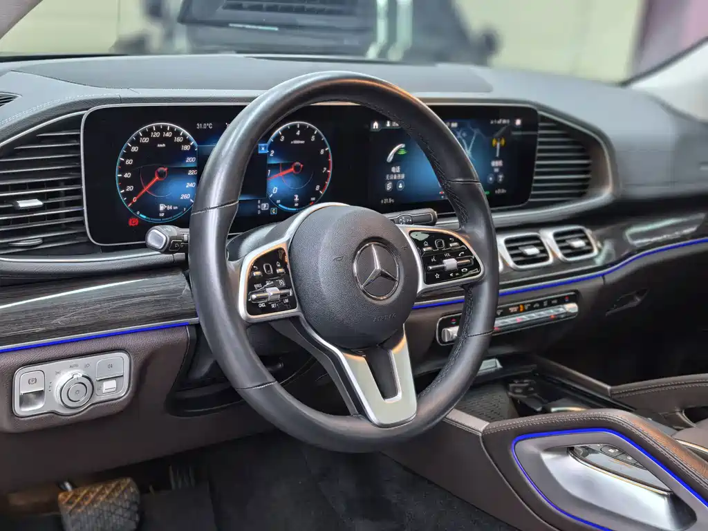 Mercedes-Benz GLE (Import) — миниатюра 15