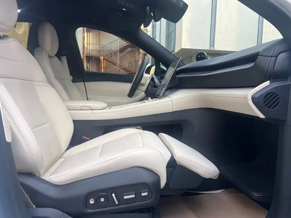 NIO ES6 — миниатюра 15