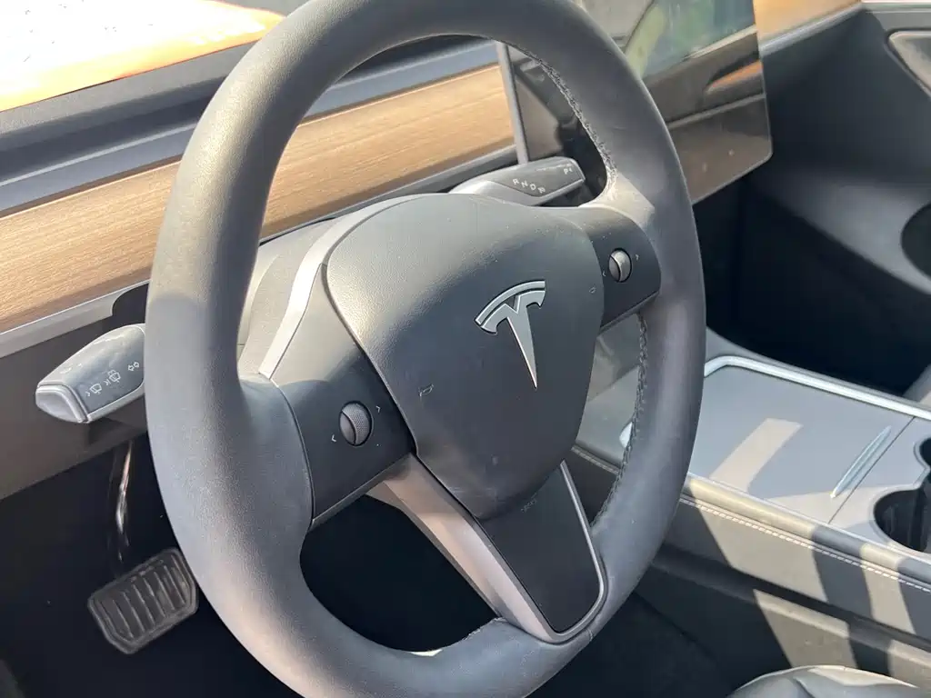 Tesla Model Y — фотографии объявления, Фото 11